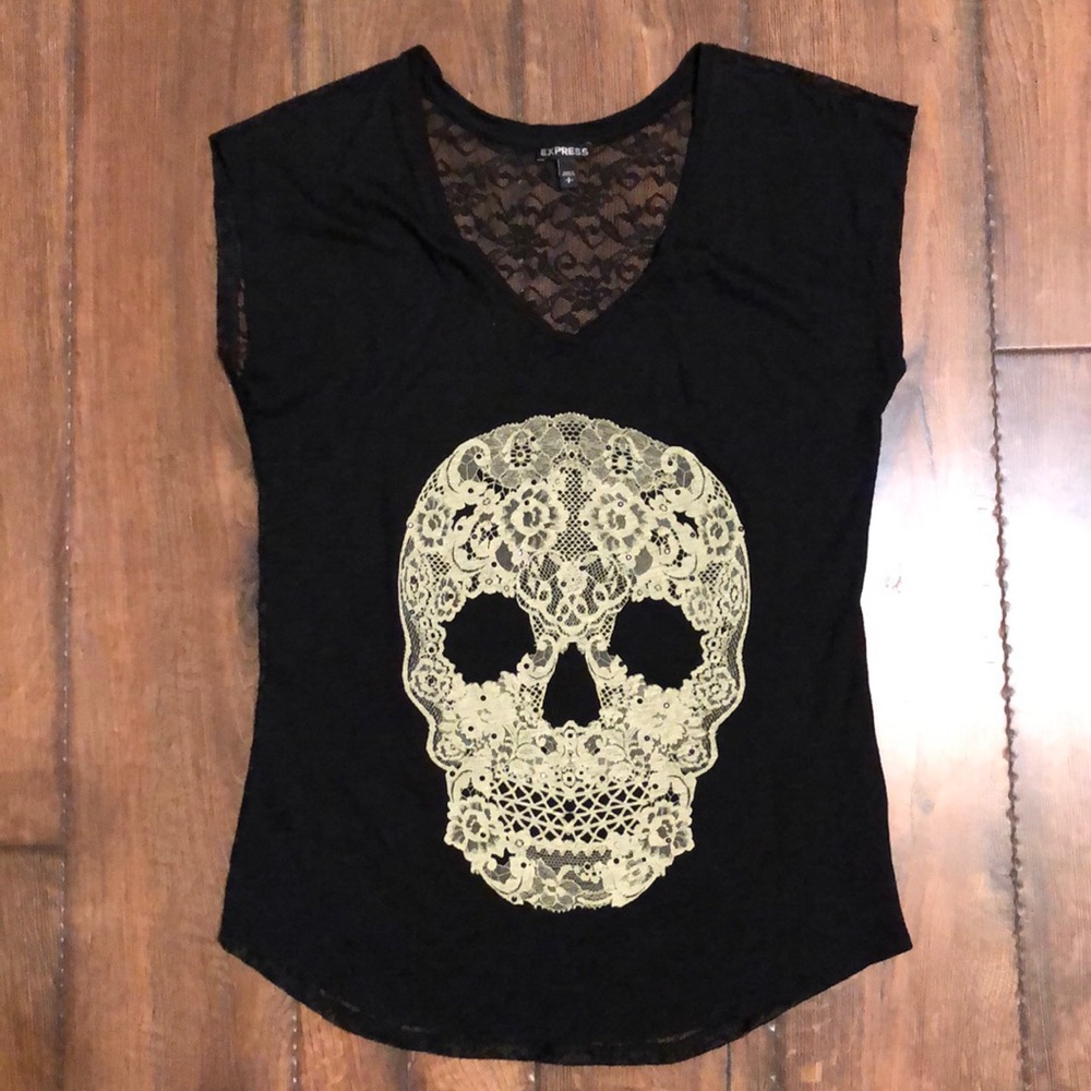 EXPRESS  Black Skull Top
